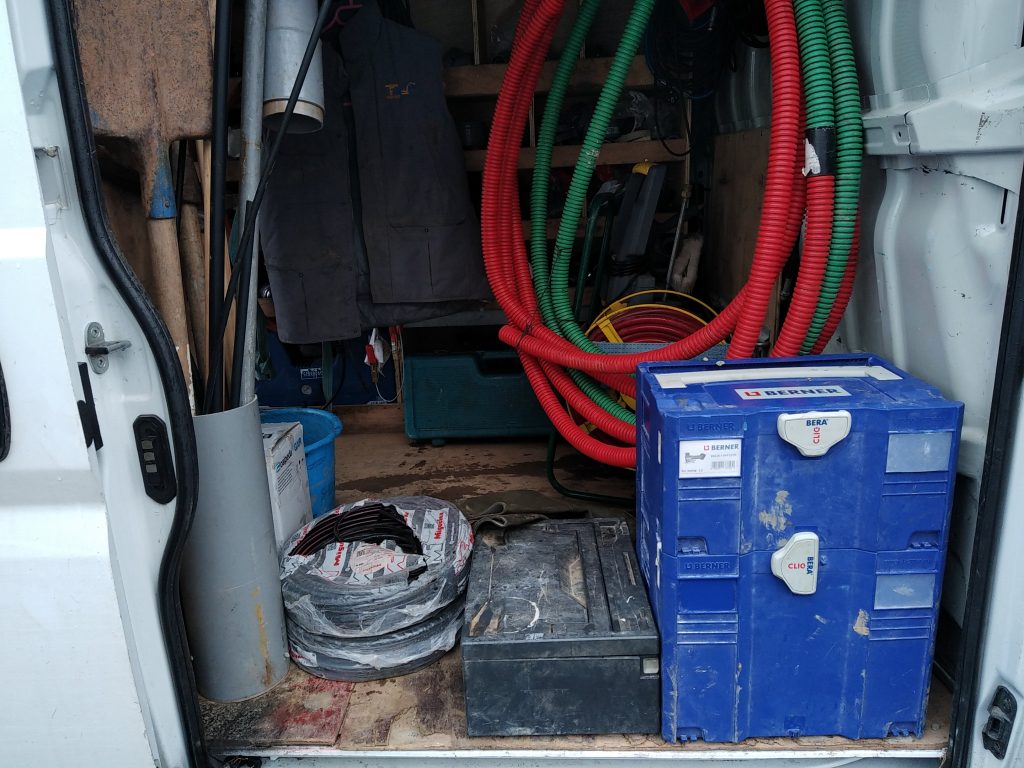 AQUAsoluces : la Caca-Mobile