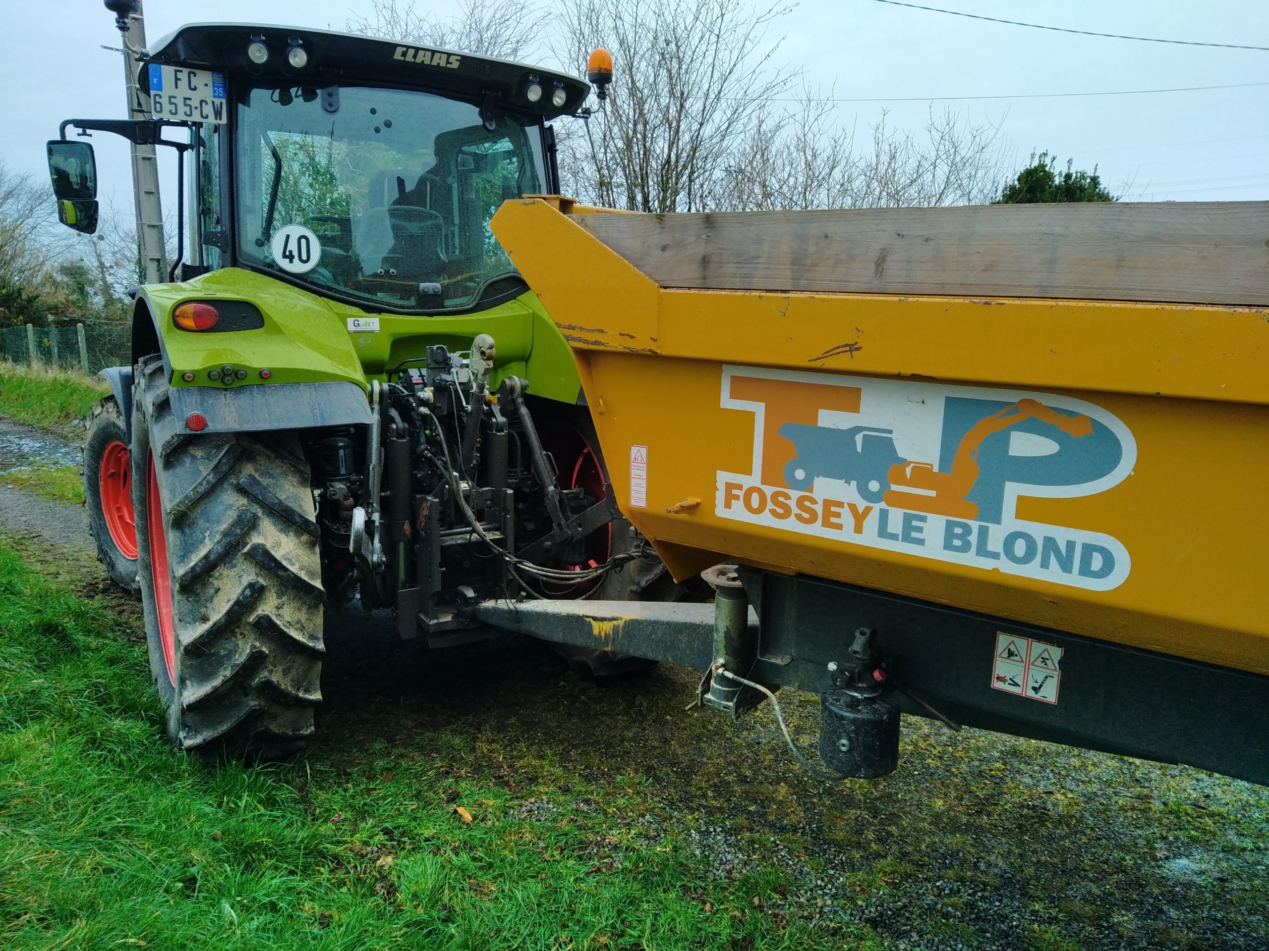 Team AQUAsoluces : Epandage FOSSEY LE BLOND TP