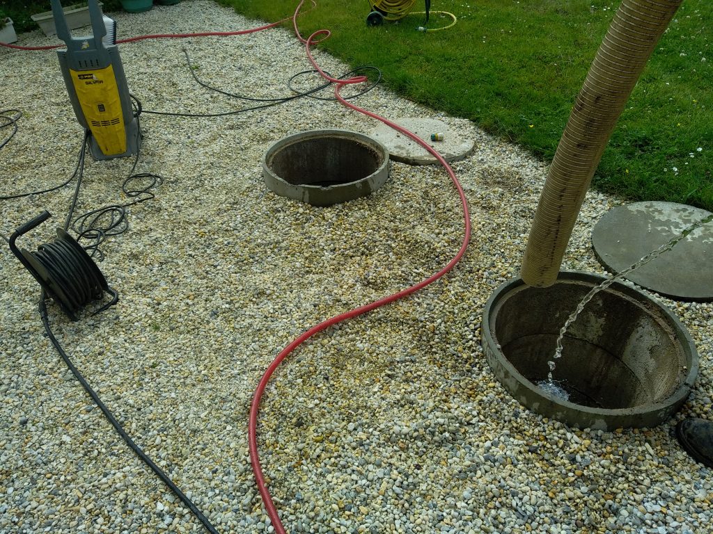 Vidange Fosse Toutes Eaux à Saint-Pierre-de-Sémilly