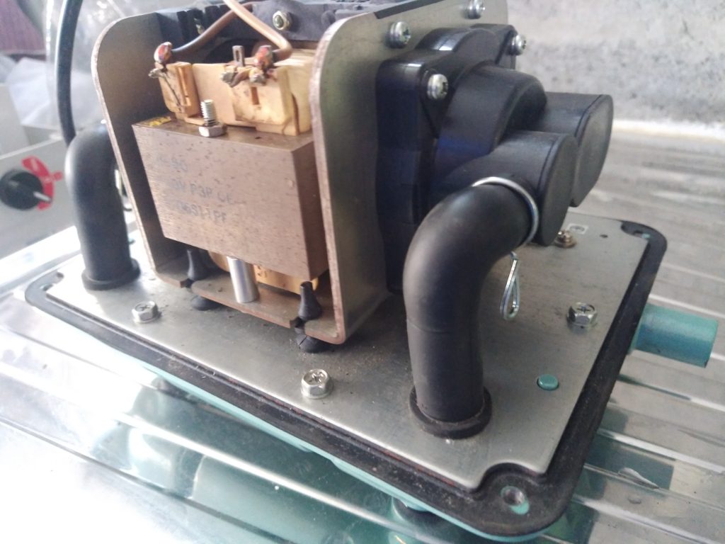 Réparation d'un compresseur à membranes Hiblow HP-80