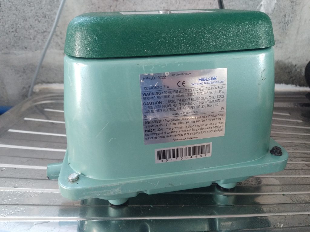 Compresseur à membranes Hiblow HP-80 d'occasion, reconditionné