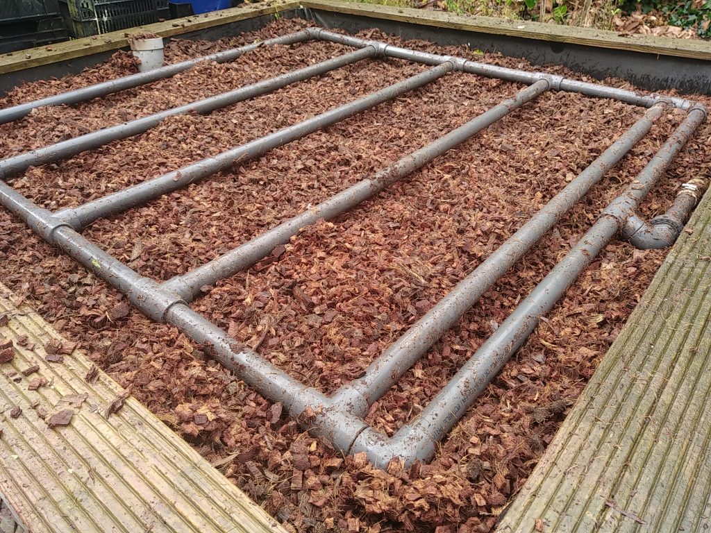 Relevage et repositionnement du cadre de distribution du filtre compact Cocolit de Purotek