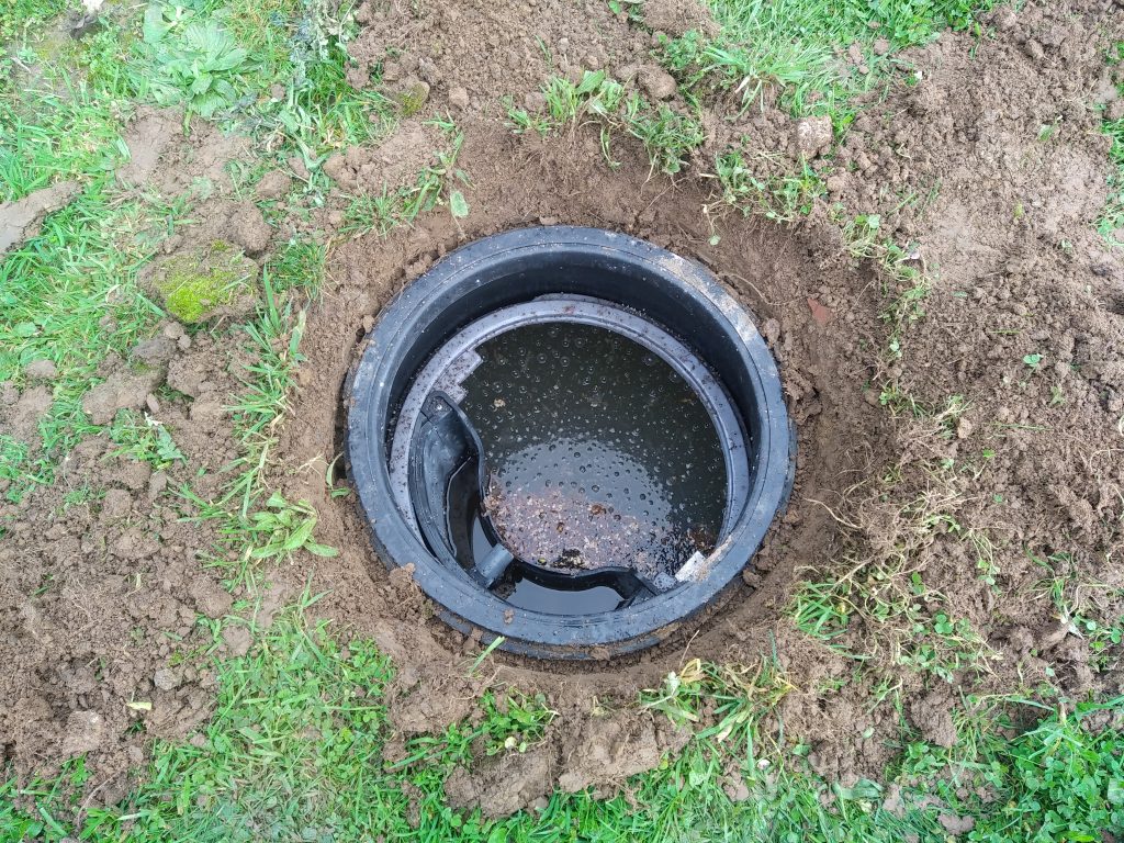 Filtre compact SEBICO Biomeris 8 EH : Préfiltre de fosse toutes eaux