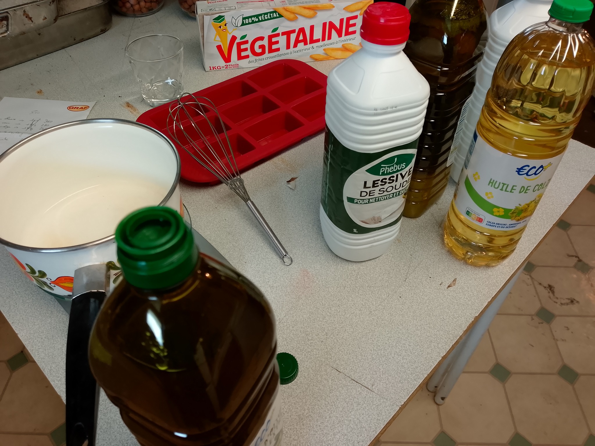 Savon maison pour le respect de l'Environnement et de l'Assainissement