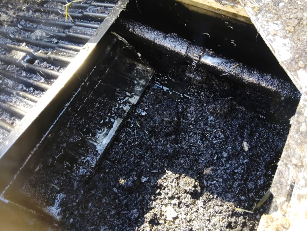 Un filtre compact Coco Ecoflo ne doit doit jamais être dans cet état