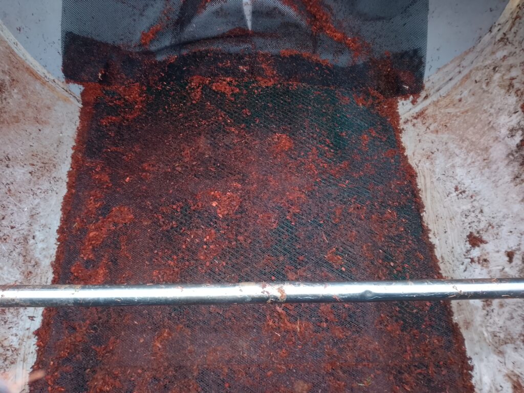 Expertise de l'état de la cuve vidée